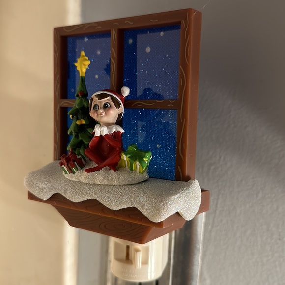 Elf on the Shelf nightlight in box Scout Elf night time sky in window Xmas nice - Picture 16 of 16